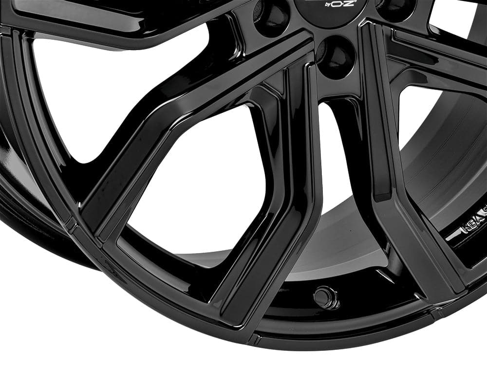 Alu kola MSW 41 10,5x20 5x130 ET55 71,56 Gloss Black WheelsUp