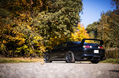 Alu kola Japan Racing JR5 18x9,5 ET38 5x100/114,3 Hyper Black WheelsUp